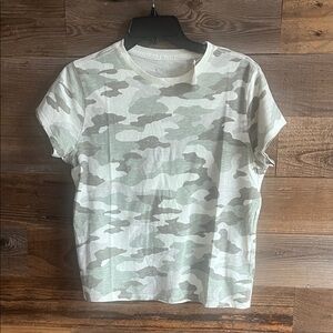 NWT Aerie Camo Vintage Tee